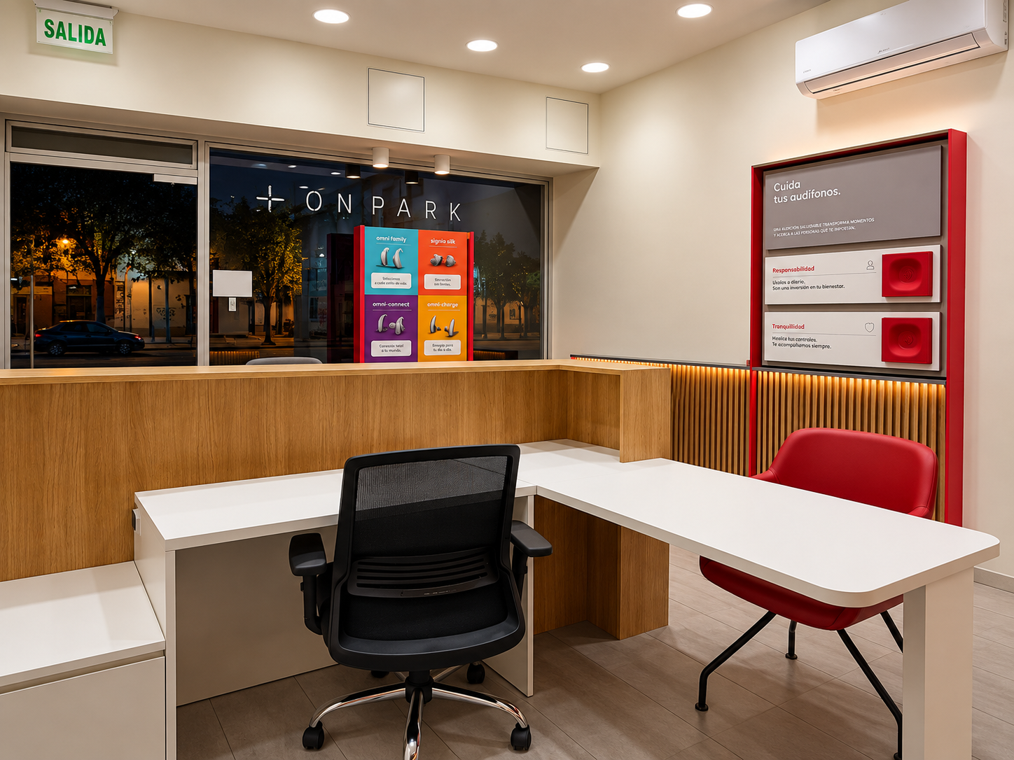 Recepción de la tienda GAES Villa Alemana en horario nocturno